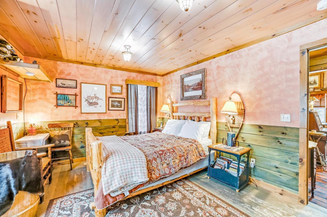 The Bear Lodge North River 외부 사진